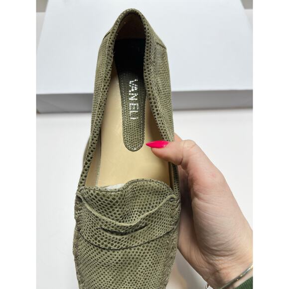 Vaneli Driving Shoes Penny Loafers Shimmery Olive Green Womens 8 M Moccasin Toe - Picture 4 of 6